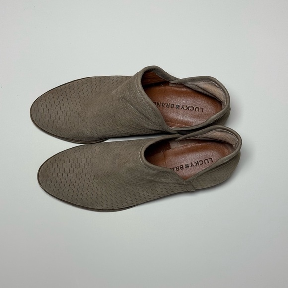 ✨ Lucky Brand Perforated Suede Booties – Women’s 6.5 ✨ - Picture 3 of 9
